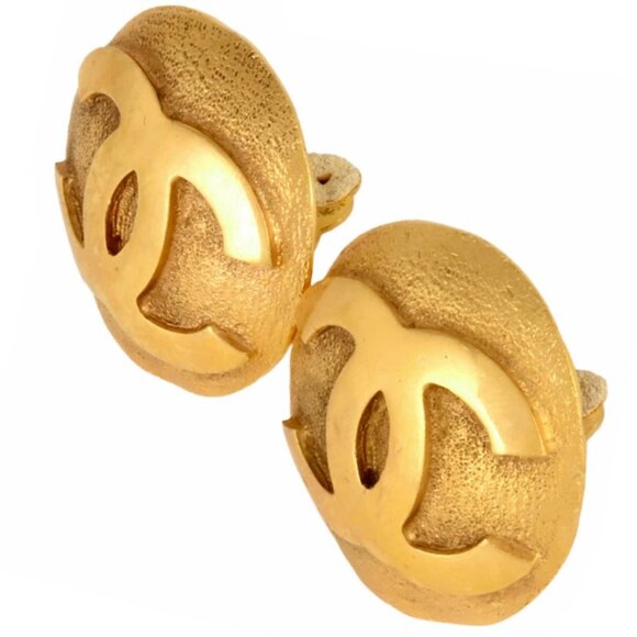 CHANEL CC Logos Round Vintage Clip-On Earrings Gold Tone 29 2854 Auth w/Box - Picture 1 of 5
